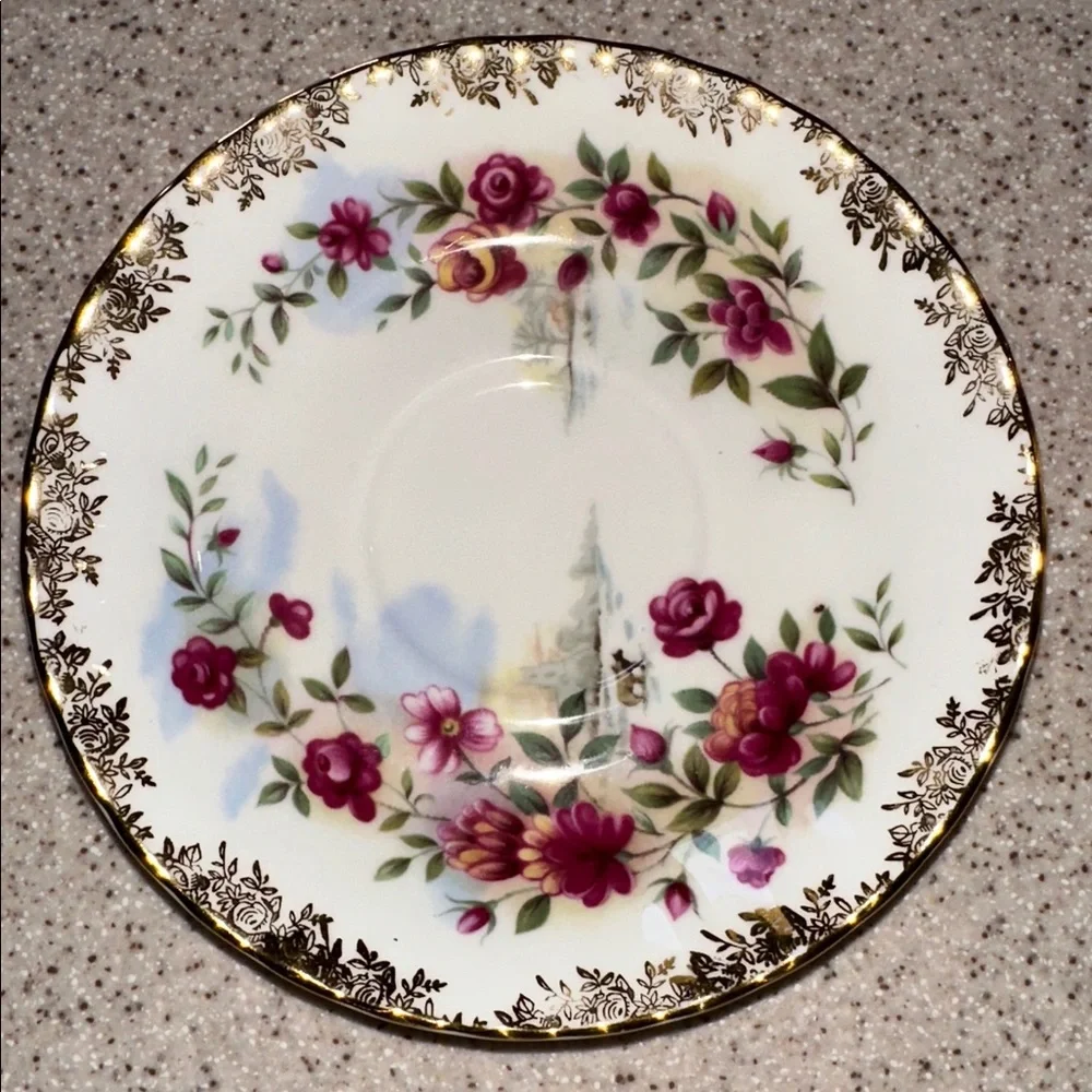 Royal Albert Four Seasons Series WINTER Country Scenes 2 piece set Teacup plate